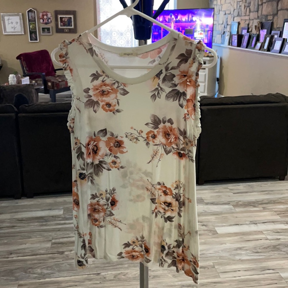 Floral tank